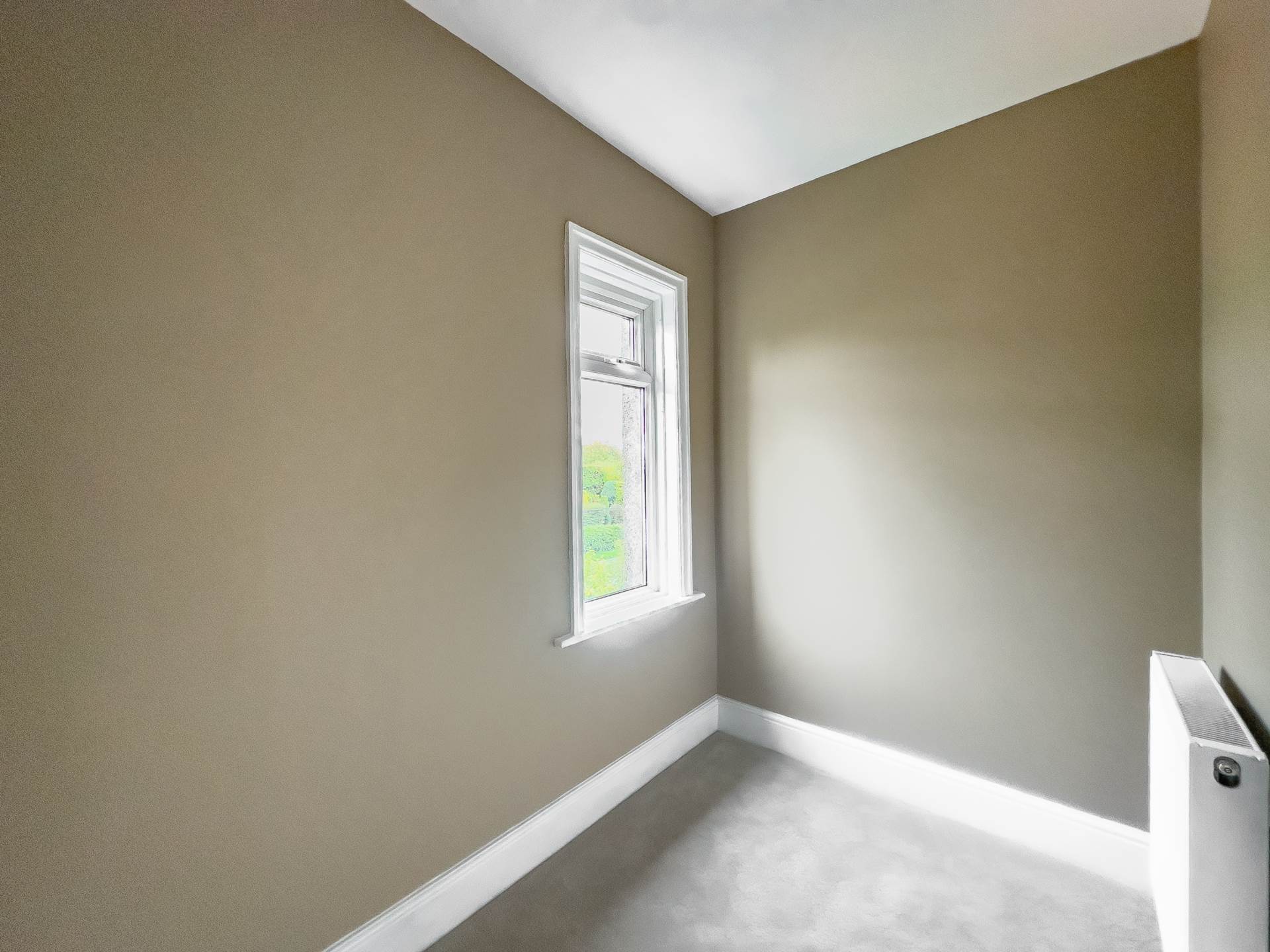 Whitehall Road, Cleckheaton, Image 11