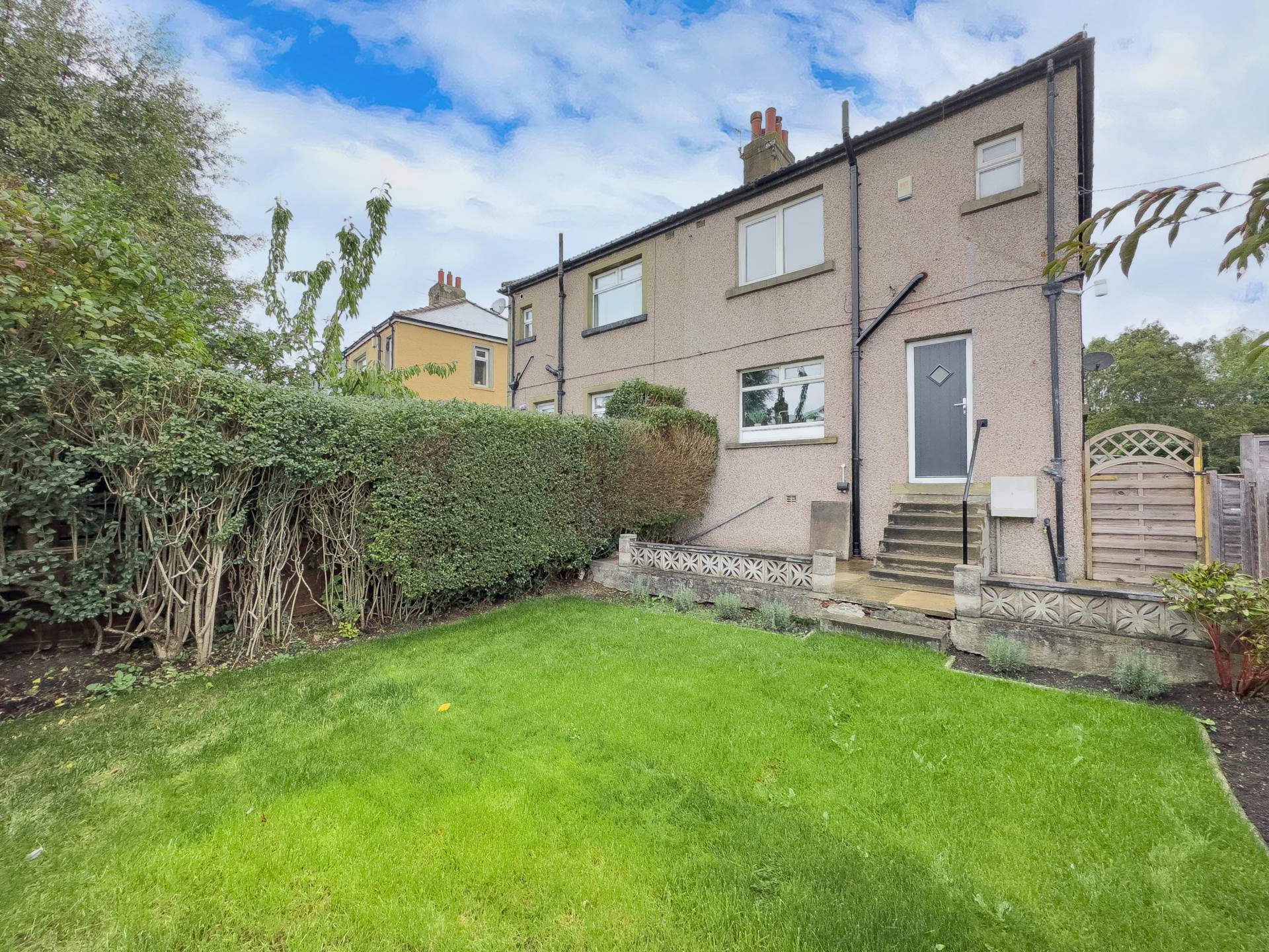 Whitehall Road, Cleckheaton, Image 21