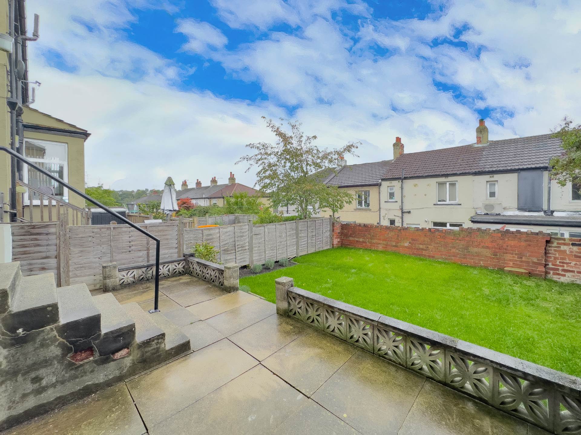 Whitehall Road, Cleckheaton, Image 22