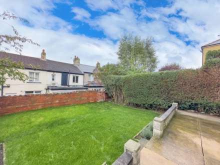 Whitehall Road, Cleckheaton, Image 23