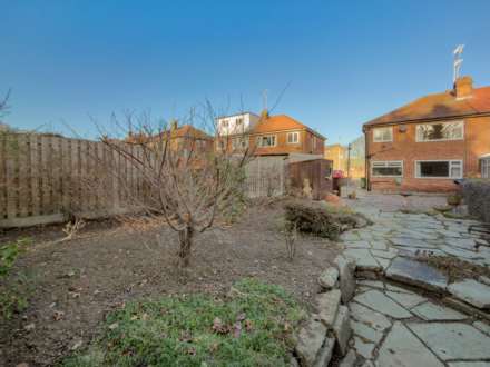 Monk Ings, Birstall, Image 18