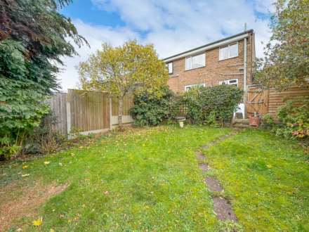 Church Road, Birstall, Image 18