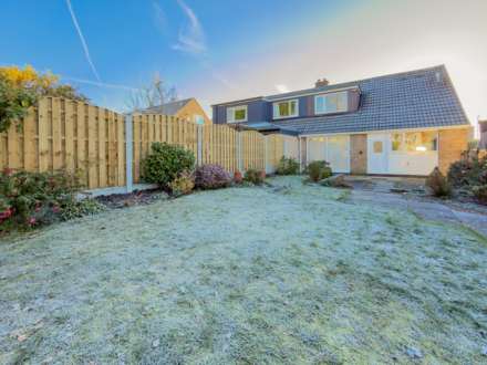 Apple Close, Birstall, Image 20