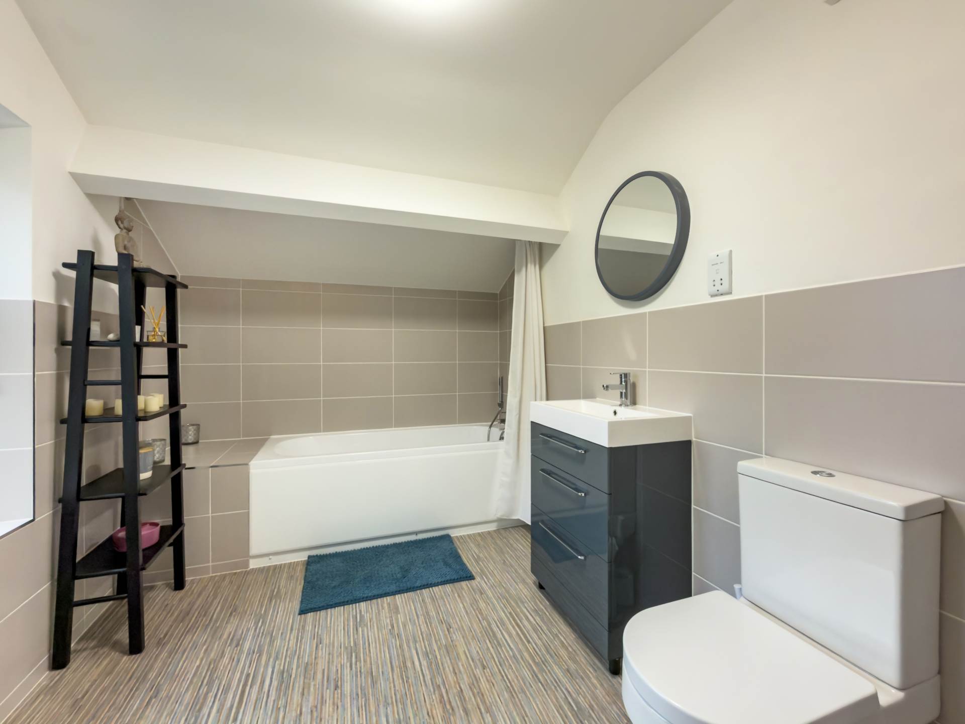 Transvaal Terrace, Batley, Image 21