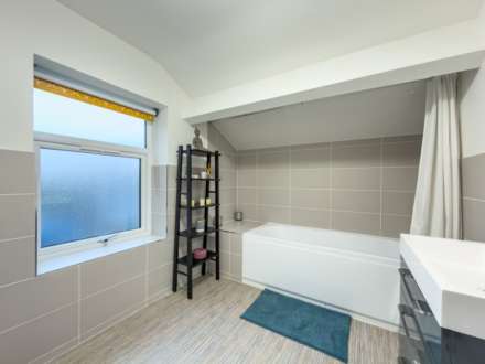 Transvaal Terrace, Batley, Image 22