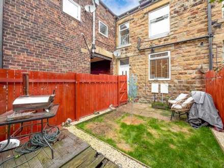 Boxes Buildings, Batley, Image 14