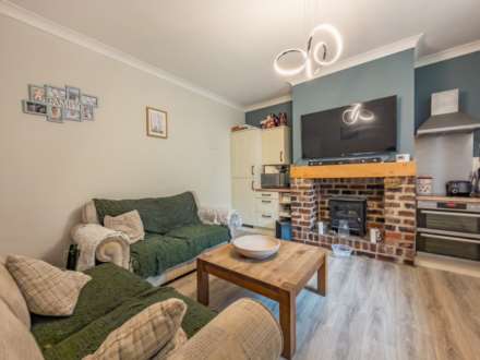 Boxes Buildings, Batley, Image 2