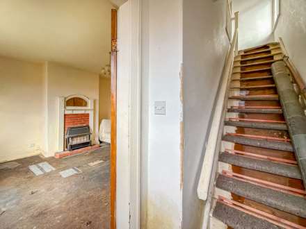 Ravens Avenue, Dewsbury, Image 6