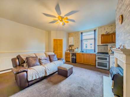 North Bank Road, Batley, Image 4