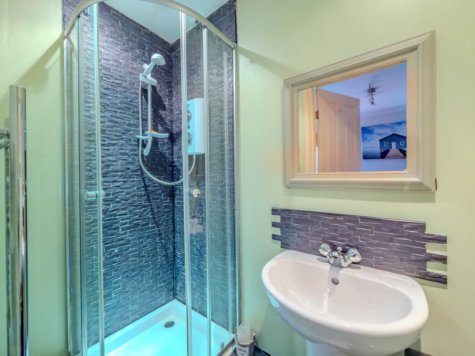 Ibbitson Oval, Leeds, Image 18