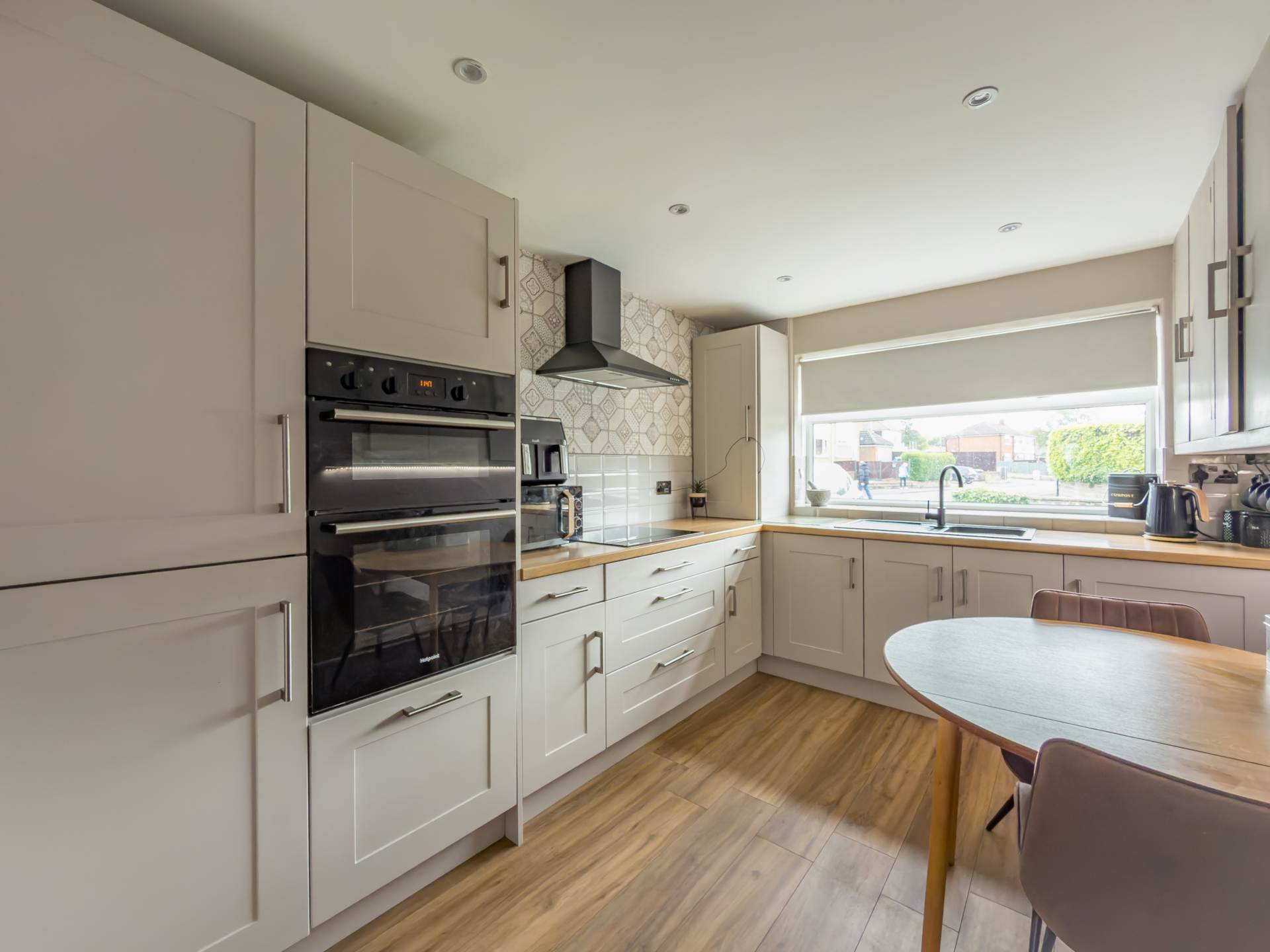 Albert Crescent, Birkenshaw, Image 2