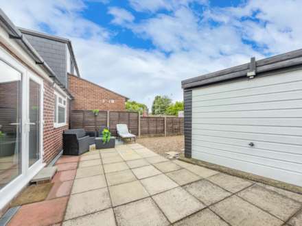 Albert Crescent, Birkenshaw, Image 16