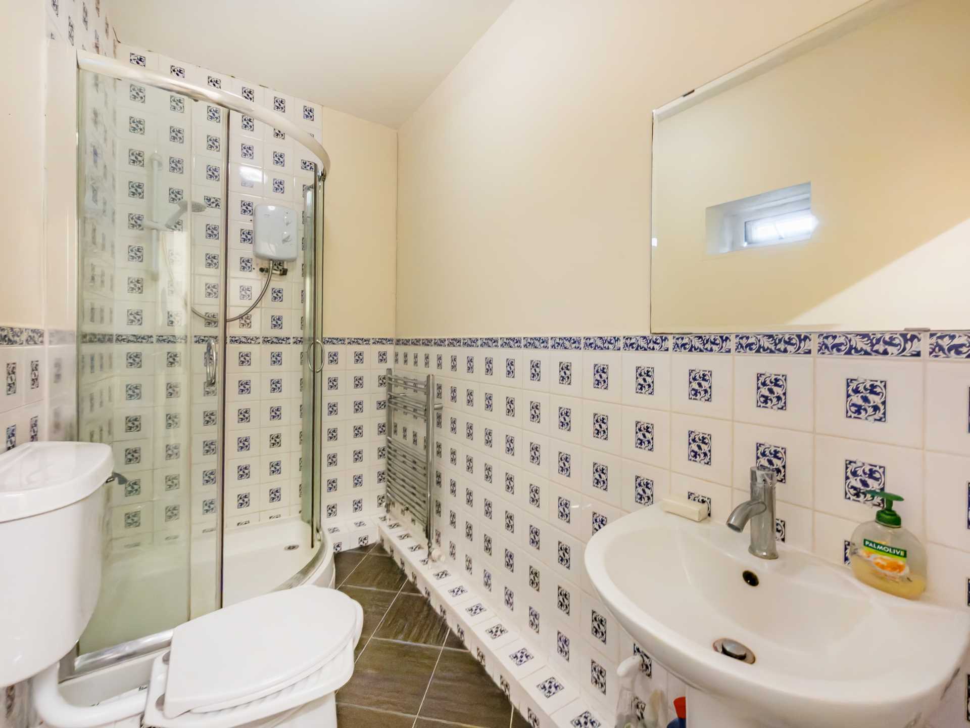 Warwick Road, Batley, Image 12