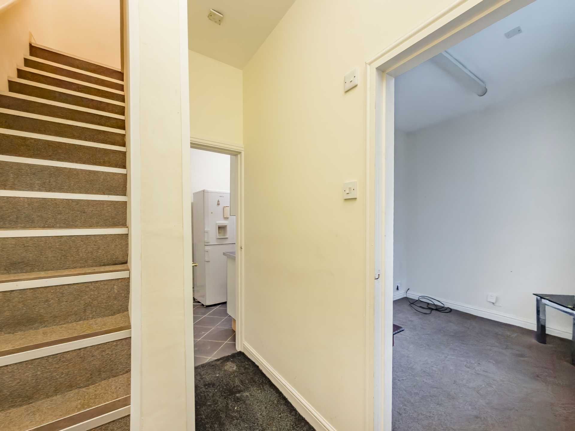 Warwick Road, Batley, Image 7