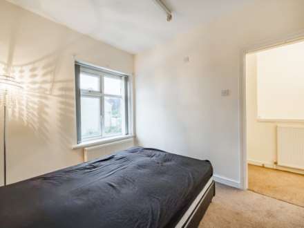 Warwick Road, Batley, Image 10