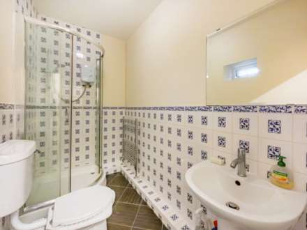 Warwick Road, Batley, Image 12