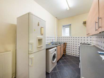 Warwick Road, Batley, Image 2