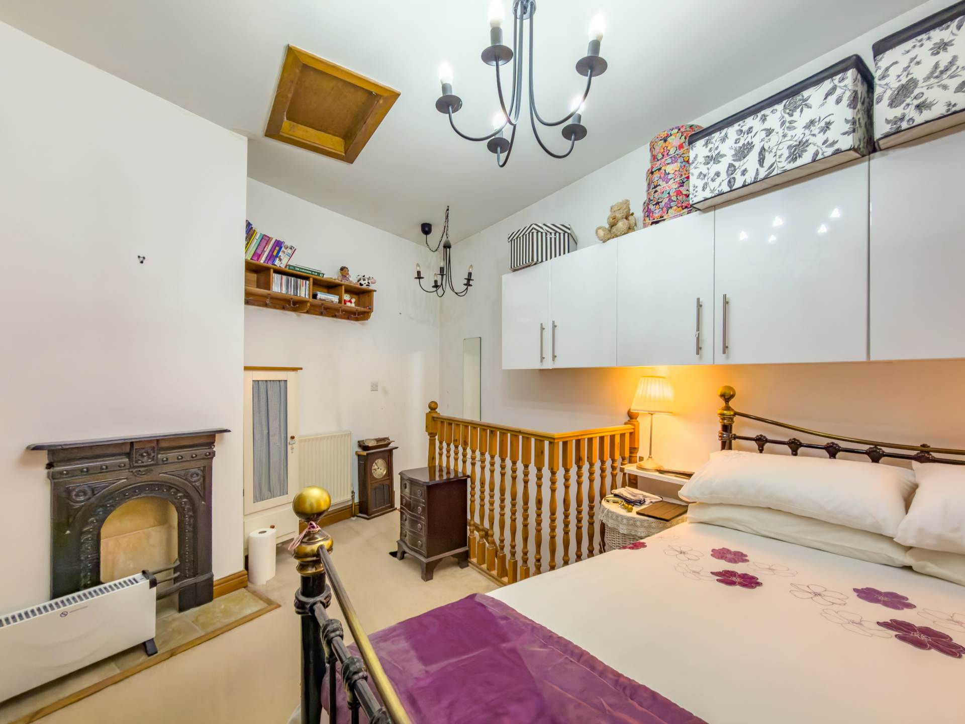 Upper Batley Low Lane, Birstall, Image 6