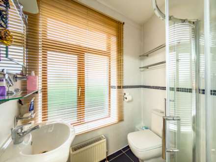 Upper Batley Low Lane, Birstall, Image 8