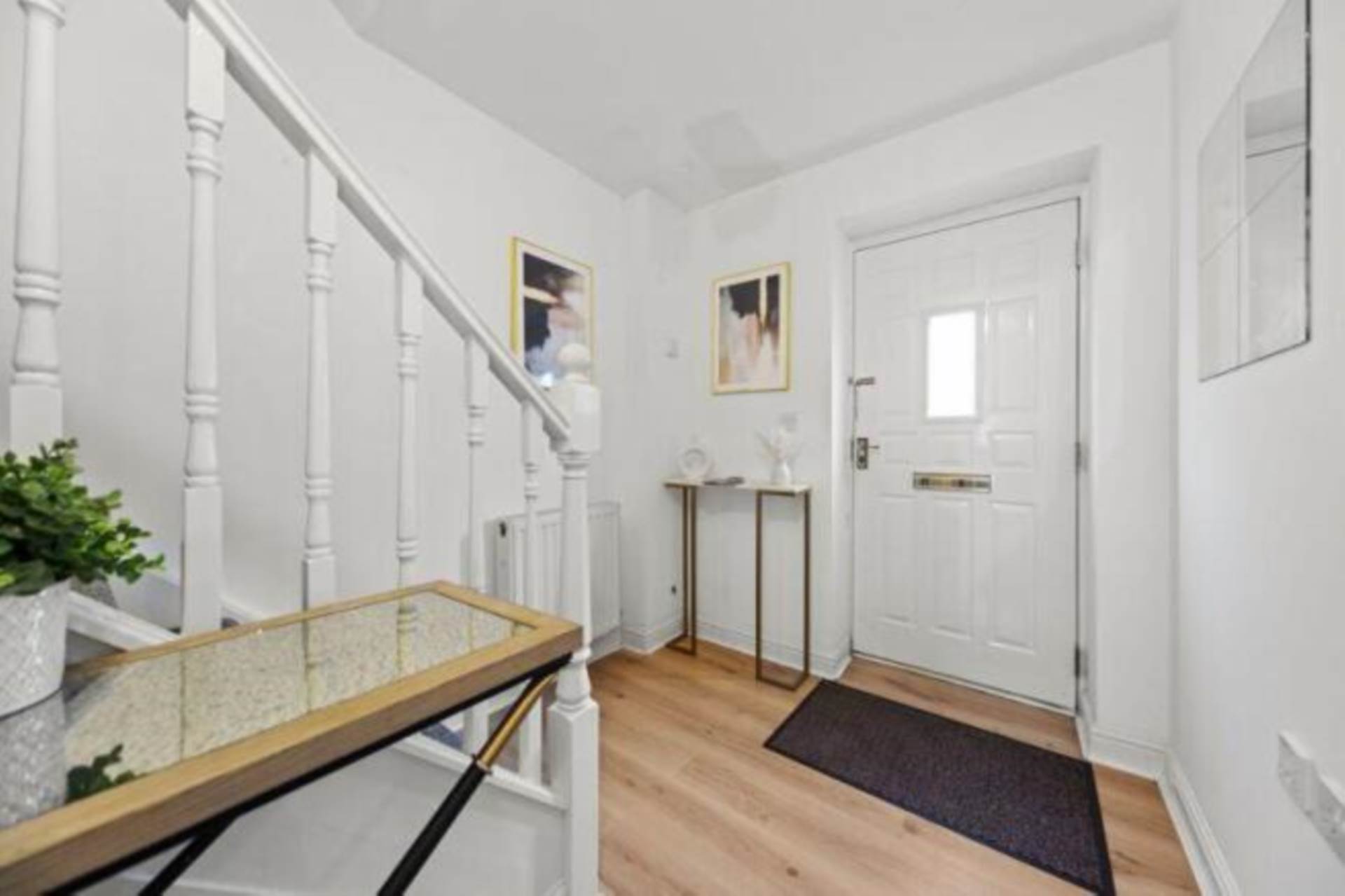 Rhodes Court, Leeds, Image 15