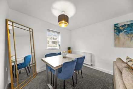 Rhodes Court, Leeds, Image 9