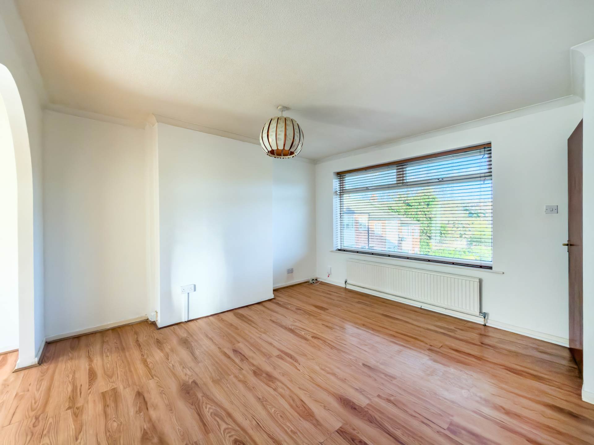 Smithies Moor Crescent, Birstall, Image 10