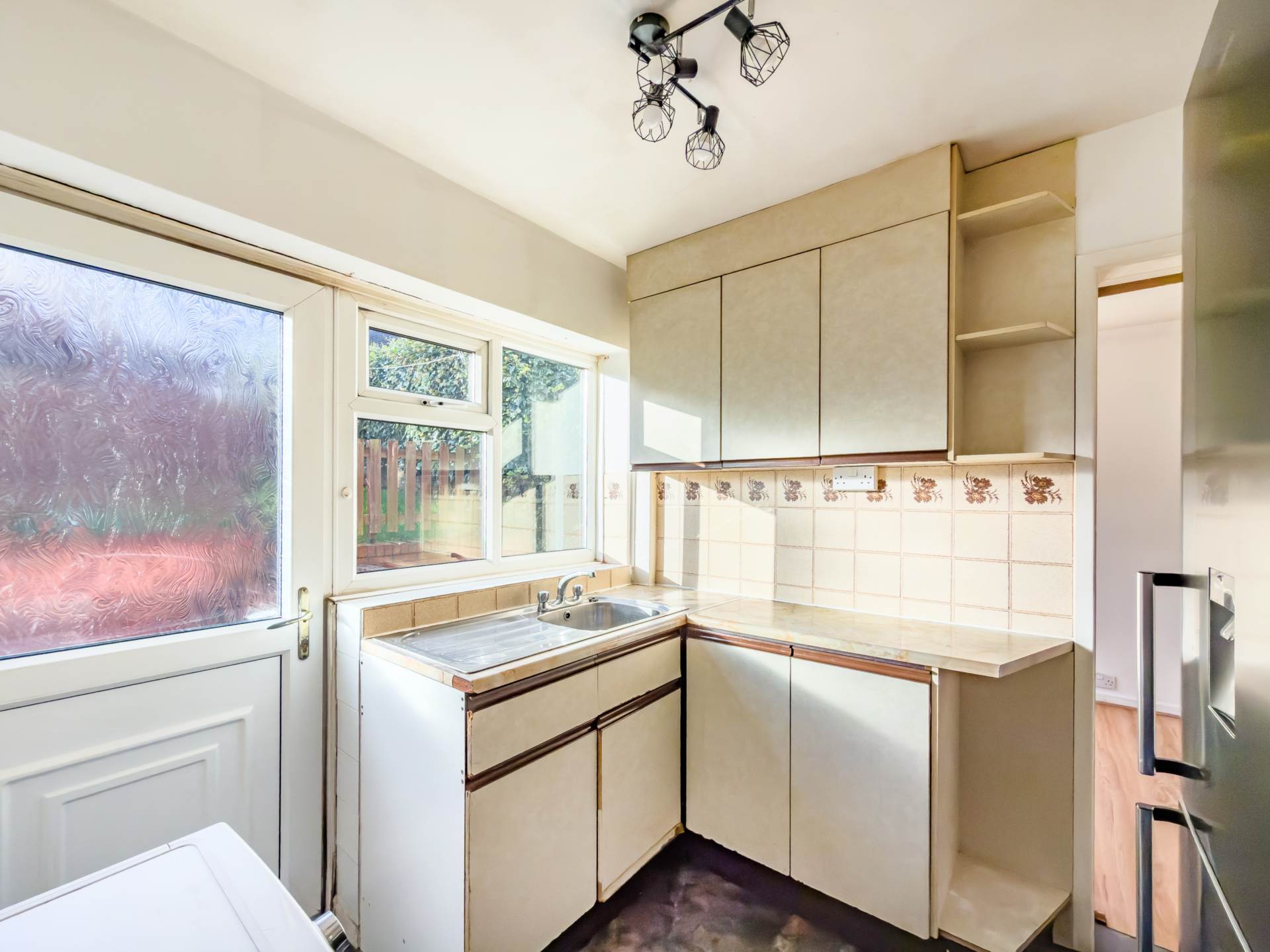 Smithies Moor Crescent, Birstall, Image 4