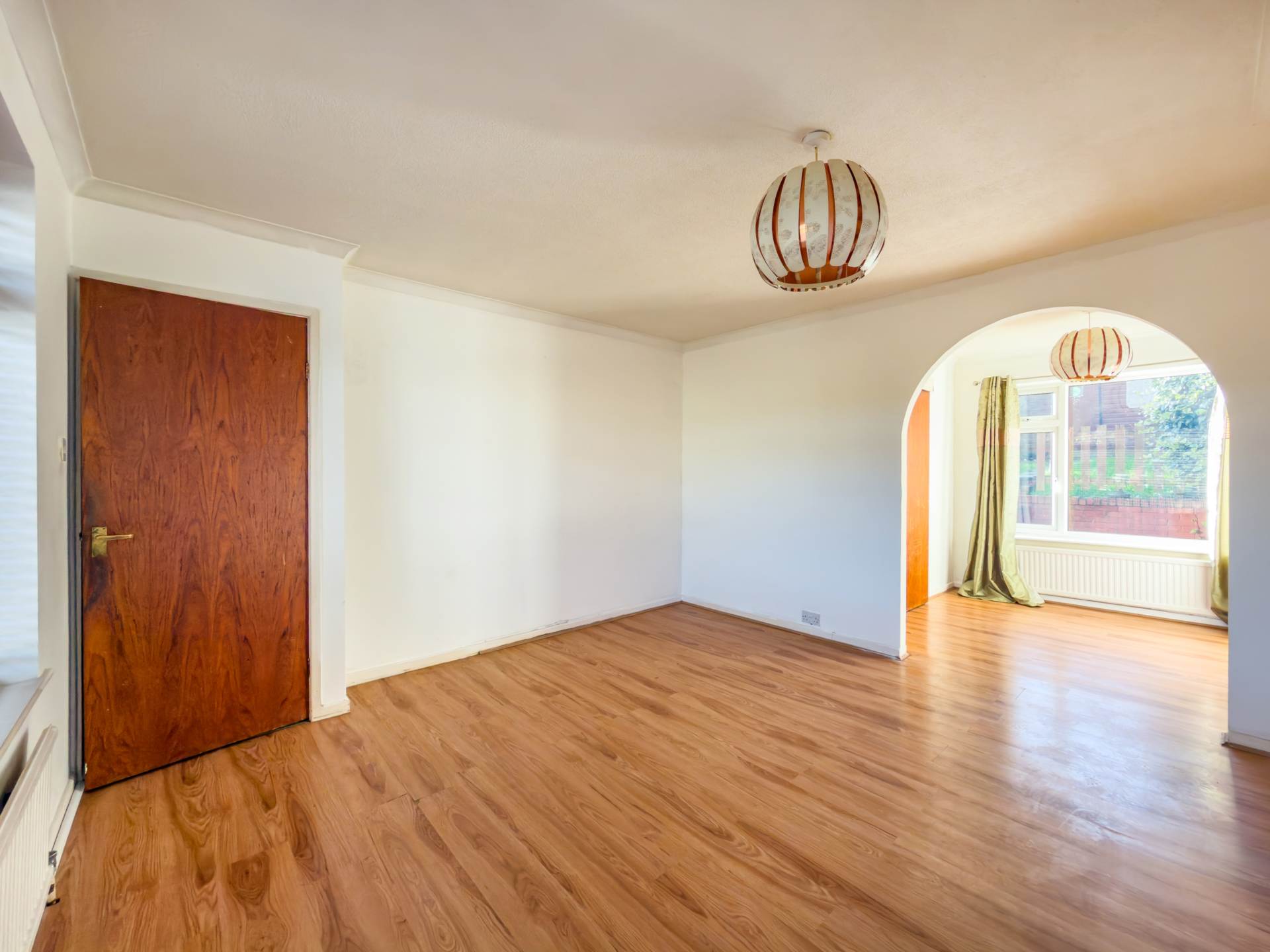 Smithies Moor Crescent, Birstall, Image 7