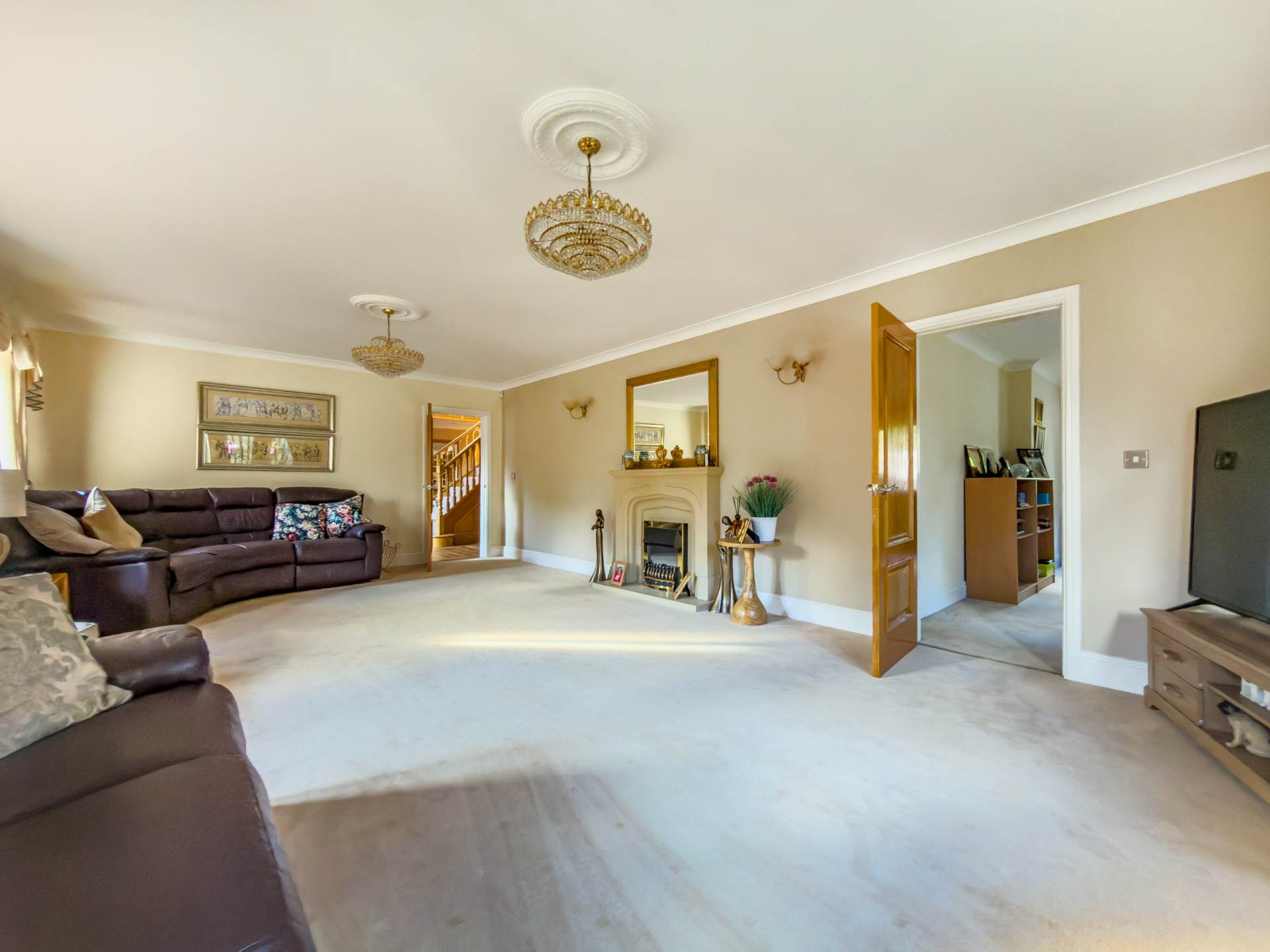 Birkby Brow Crescent, Birstall, Image 21