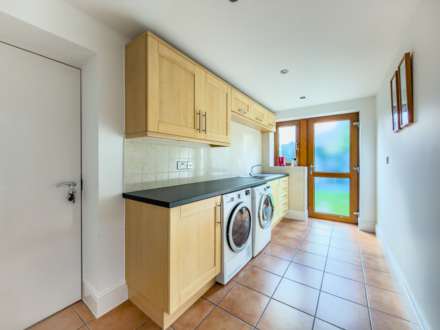 Birkby Brow Crescent, Birstall, Image 12