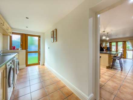 Birkby Brow Crescent, Birstall, Image 13