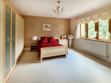 Birkby Brow Crescent, Birstall, Image 37