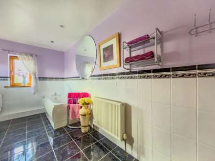 Birkby Brow Crescent, Birstall, Image 40