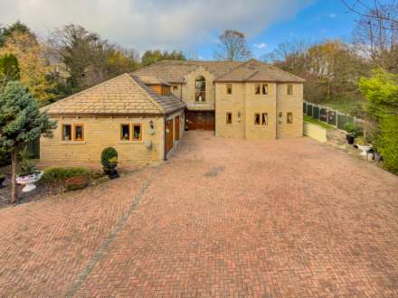 Birkby Brow Crescent, Birstall, Image 42