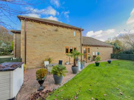 Birkby Brow Crescent, Birstall, Image 51