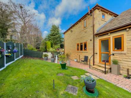 Birkby Brow Crescent, Birstall, Image 52