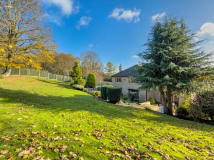 Birkby Brow Crescent, Birstall, Image 53