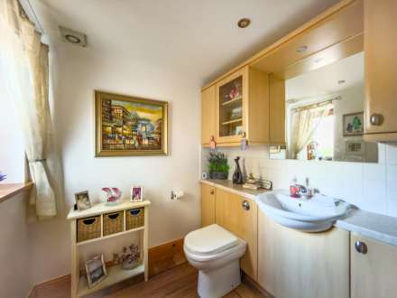 Birkby Brow Crescent, Birstall, Image 6