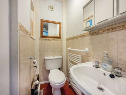 Raikes Lane, East Bierley, Image 10