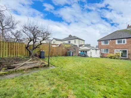 Raikes Lane, East Bierley, Image 17