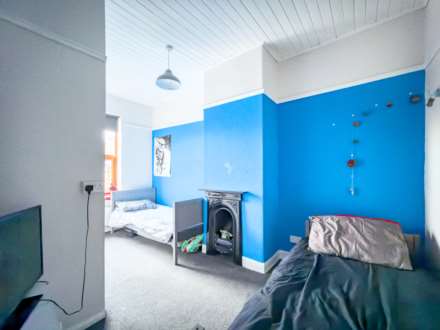 Clark Street, Dewsbury, Image 12