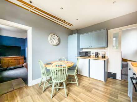 Clark Street, Dewsbury, Image 4