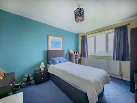 Oxford Drive, Gomersal, Image 13