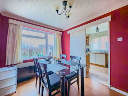 Oxford Drive, Gomersal, Image 4