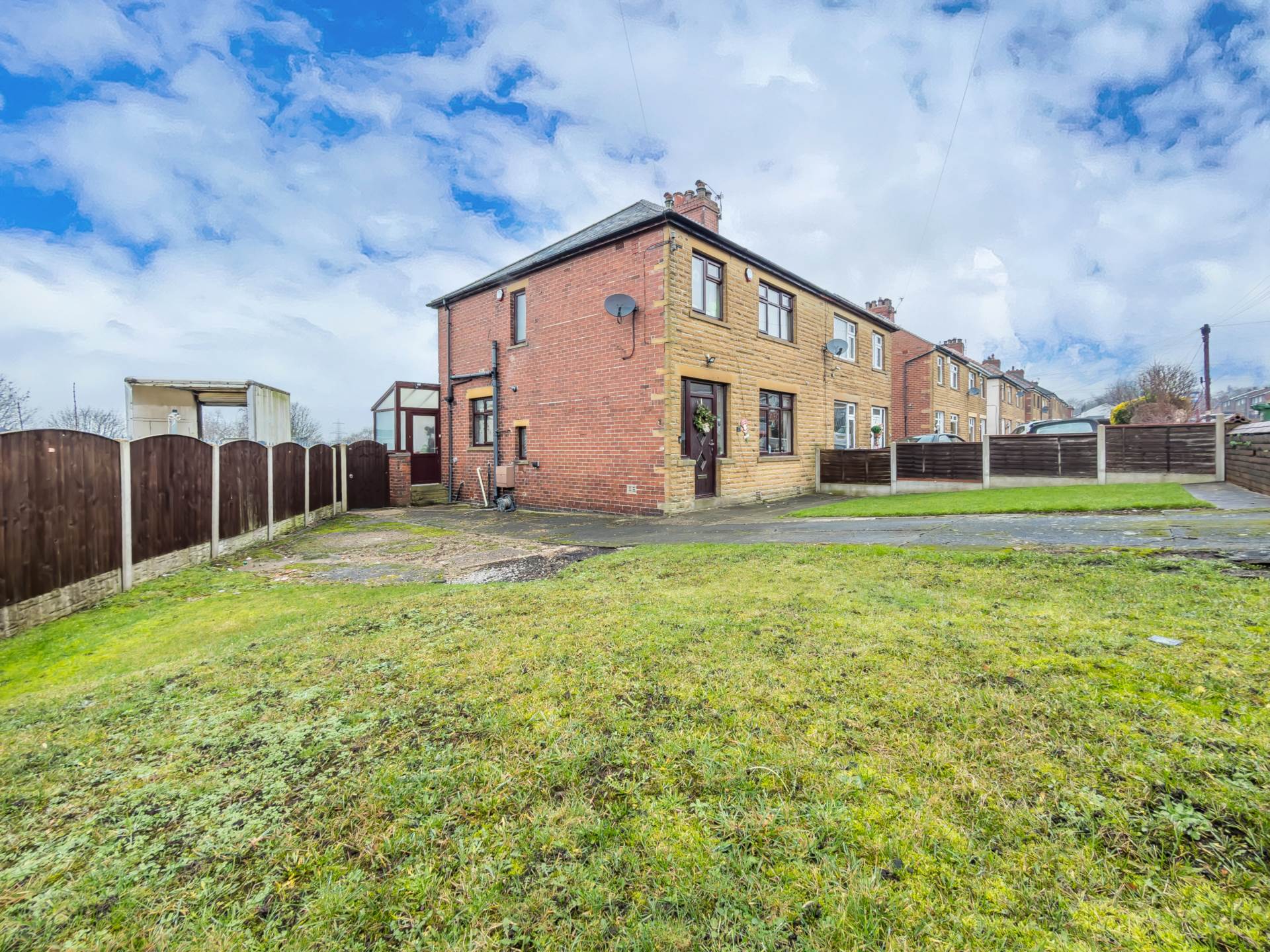 Field Head Lane, Birstall, Image 15