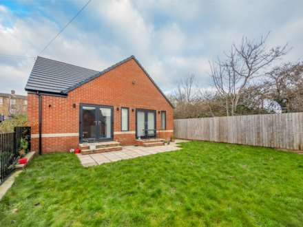 Dudley Avenue, Birstall, Image 18