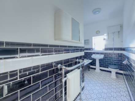 John Street, Batley, Image 11