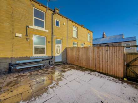John Street, Batley, Image 12