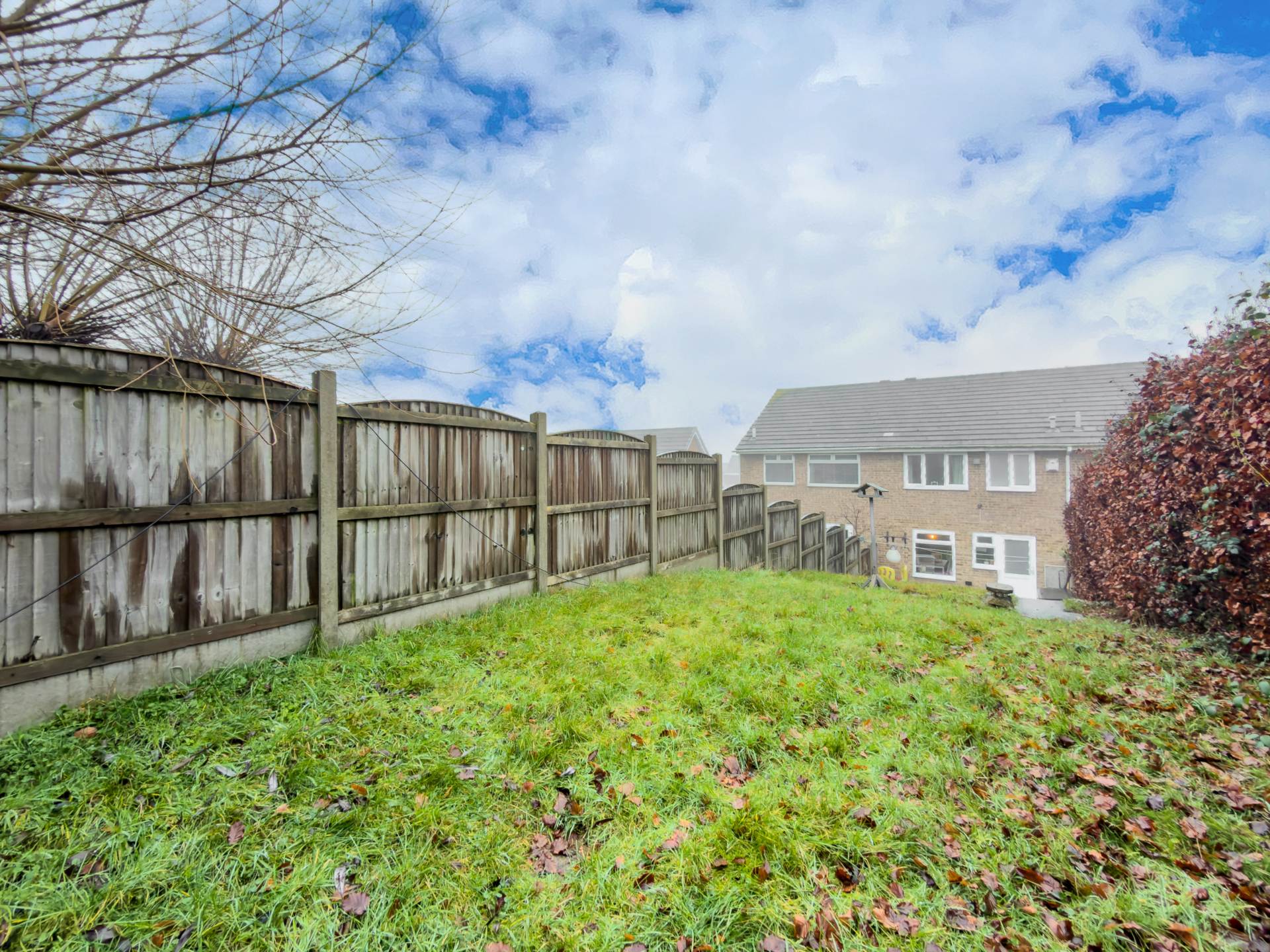 Beverley Gardens, Birstall, Image 24