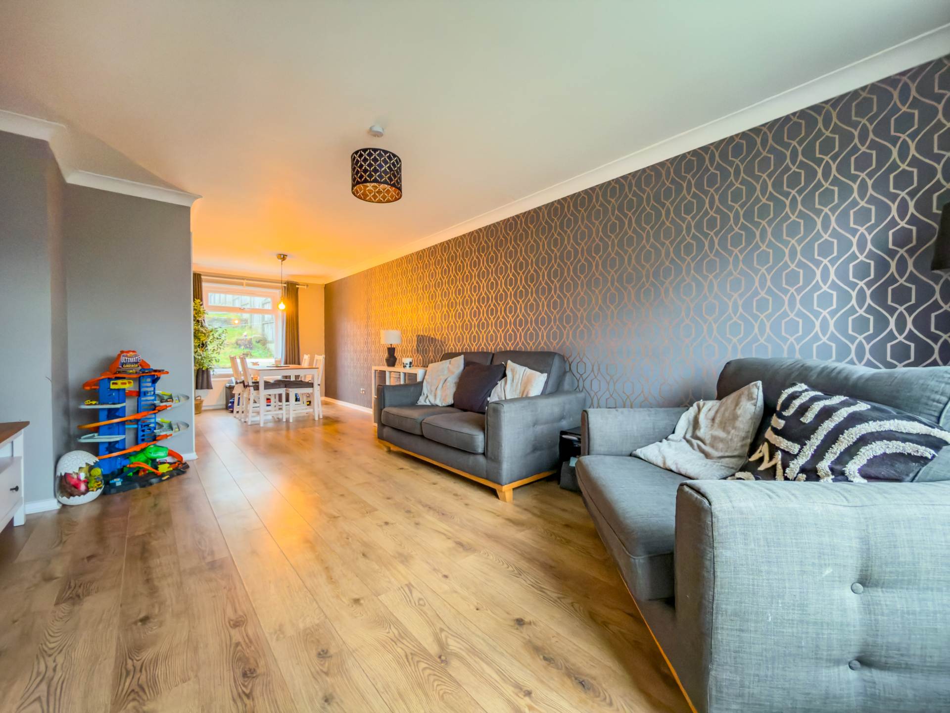 Beverley Gardens, Birstall, Image 9